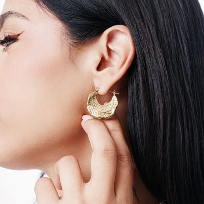 Soleil Crescent Hoops