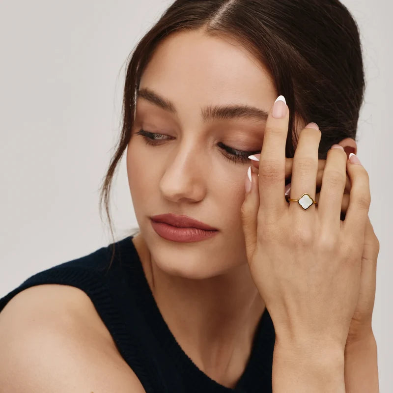 Clover Wrap adjustable ring