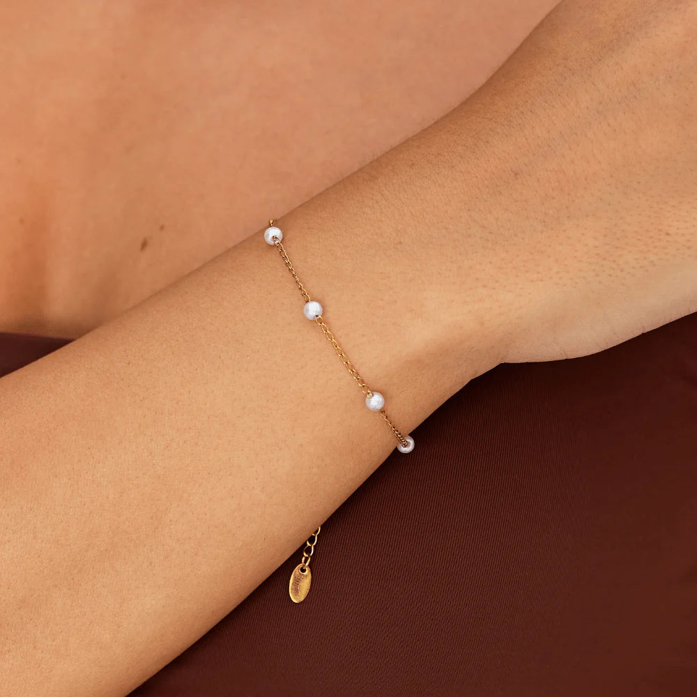 Vaia Freshwater Pearl Bracelet