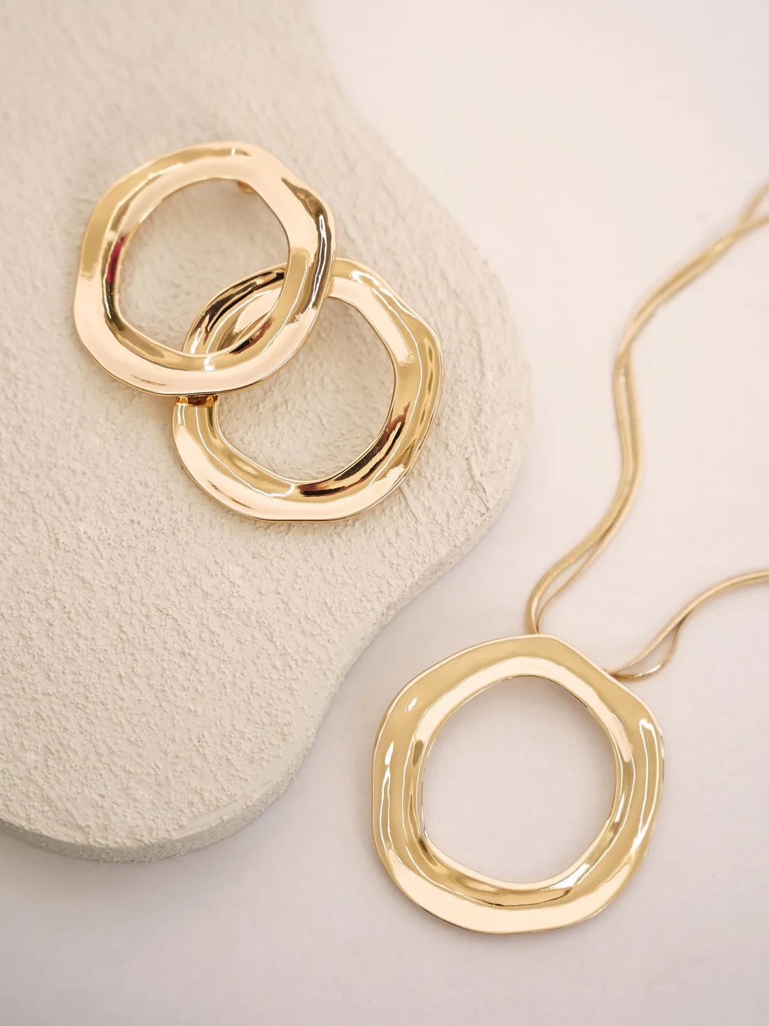 Liquid Open circle earrings